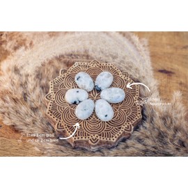 Lebensquelle Plus Rainbow Moonstone Drop Pendant, Drilled Tumbled Stone Pendant with Cotton Band, High-Quality Gemstone Pendant, Semi Precious Stone, Labradorite