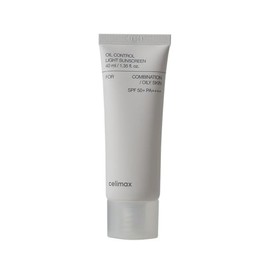 Protector solar Oil Control Light Sunscreen 40ml