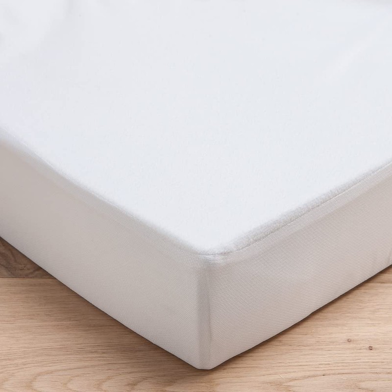 BabyCalin - Matratzenbezug aus Schaumstoff 60x120 cm Weiß, Verpackung kann