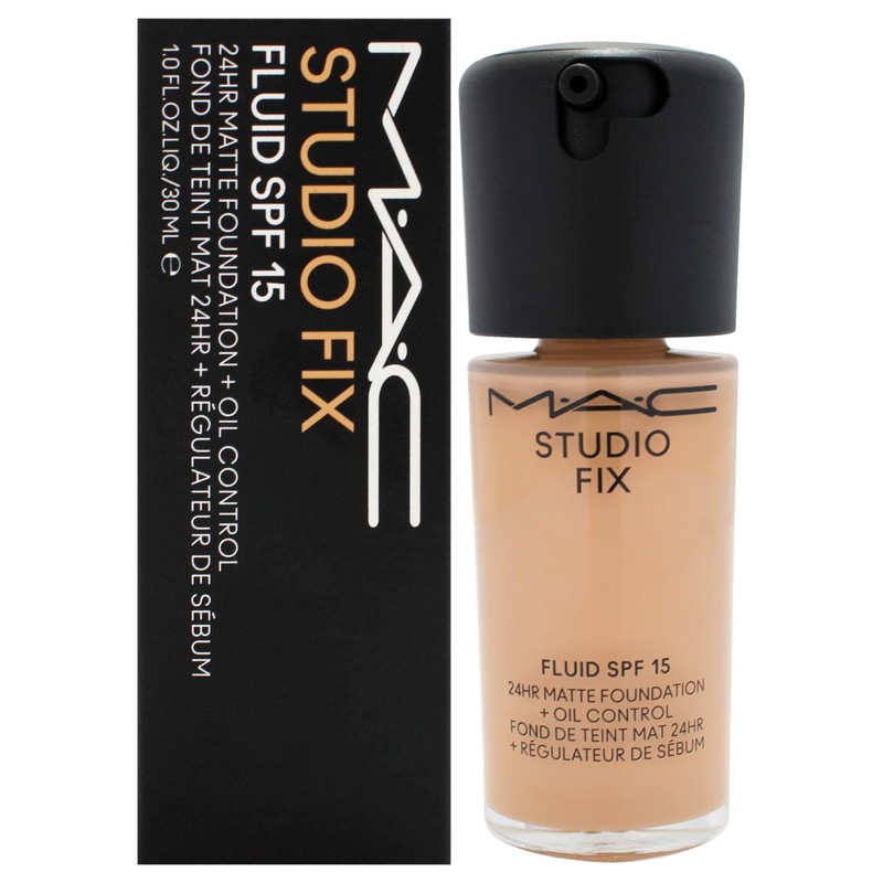 Studio Fix Fluid SPF 15 24Hr Matte Foundation Plus Oil
