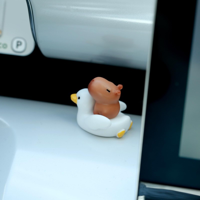 YGMONER 9 Pcs Mini Capybara Car Dashboard Figurine Decoration Cute