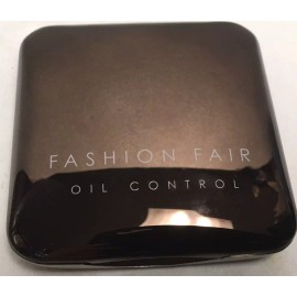 FF NEW PRESSED POWDER  FF /FAWN COLOR  New in Box