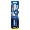 Oral-B Pro Health CrossAction Plaque Removal toothbrushes, 2 Count Toothbrush