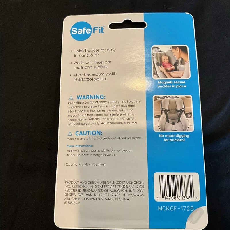 SAFEFIT® CAR SEAT BUCKLE MAGNETS - HOLDS BUCKLE, PREVENTS TWISTED