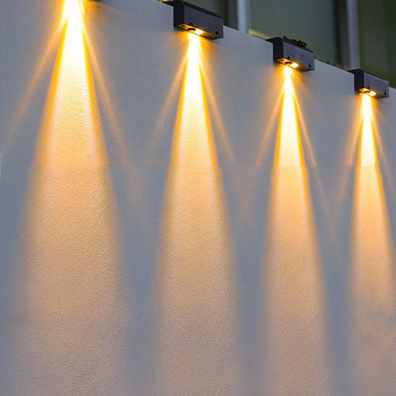 Solar Wall Light Warm Light IP67 Waterproof Multifunctional Eco Friendly