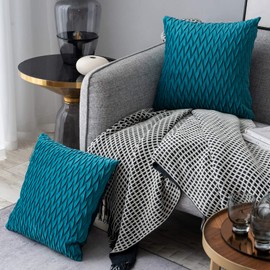 Yamonic Pack of 2 Cushion Cover Super Soft Velvet Pillow Covers Square Decorative Pillowcase for Sofa Bed Couch Bench, 18 x 18 inch, Turquoise