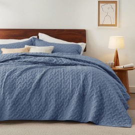 Bedsure Quilts King Size - Lightweight Bedspreads King Size with Basket Weave Pattern, Soft Quilt Bedding Set, Mineral Blue Comforter Set Coverlet for All Seasons with 2 Pillow Shams (106" x 96")