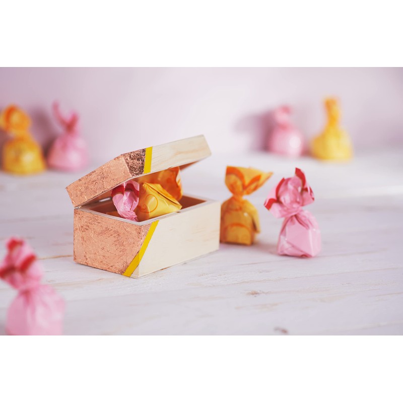 VBS Wooden Box with Magnetic Closure