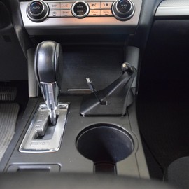Generic Phone Holder for Subaru Outback 2015-2019 (MagSafe Compatible/Wireless Charging)