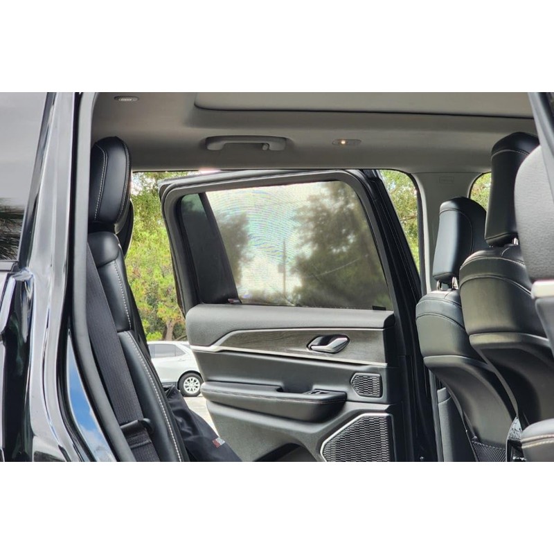 Genuine SNAPSHADES Car Rear Window Shades for Jeep Grand Cherokee