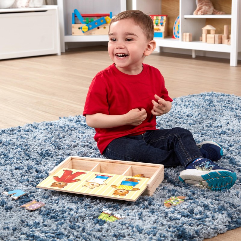 Melissa & Doug Wooden Bear Family Dress-Up Puzzle, 45 Pieces