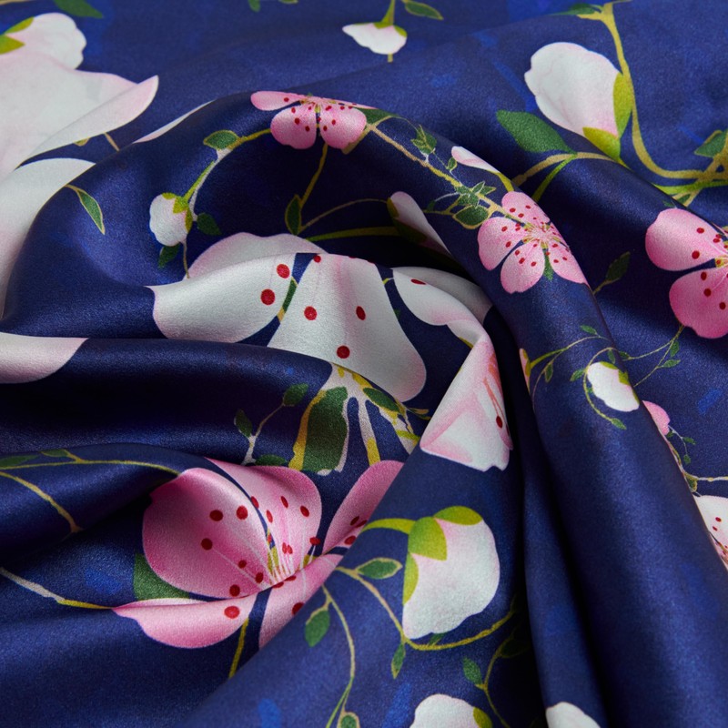 VeraBliss Silk Pillowcase for Hair and Skin - Only 100%