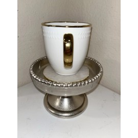 Yeti 1-NWT YEDI HOUSEWARE COQUETTE METALLIC GOLD BOW DESIGN CERAMIC COFFEE MUGS