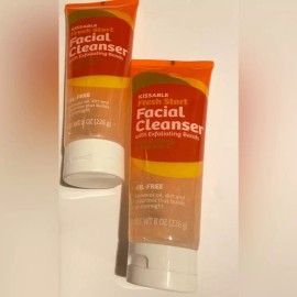Kissable Fresh start Facial cleanser with exfoliating Beads 8OZ(226g)