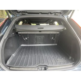 EACCESSORIES EA Cargo Liner - Trunk Mat for Volvo XC60 SUV 2018-2024 – Weather-Resistant Trunk Mats for Cars with Raised Lip – Non-Slip Car Trunk Mat Tray Pad Boot – Laser Pre-Cut Design