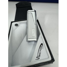 Vector Urbano Triple Jet Cigar Lighter with Punch Cutter - Polished Chrome - New