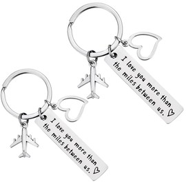 2Pcs Long Distance Keychain Airplane with Heart Charm Boyfriend Girlfriend Lover Couple Relationship Going Away Gift Keyring Pendant