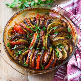 The Spice Lab - French Herbes De Provence Salt Free Seasoning - 4 Oz Resealable Bag - Excellent Pasta Sauce or Poultry Seasoning - Gluten Free Natural – Herbs De Provence Seasoning Blend No 5023