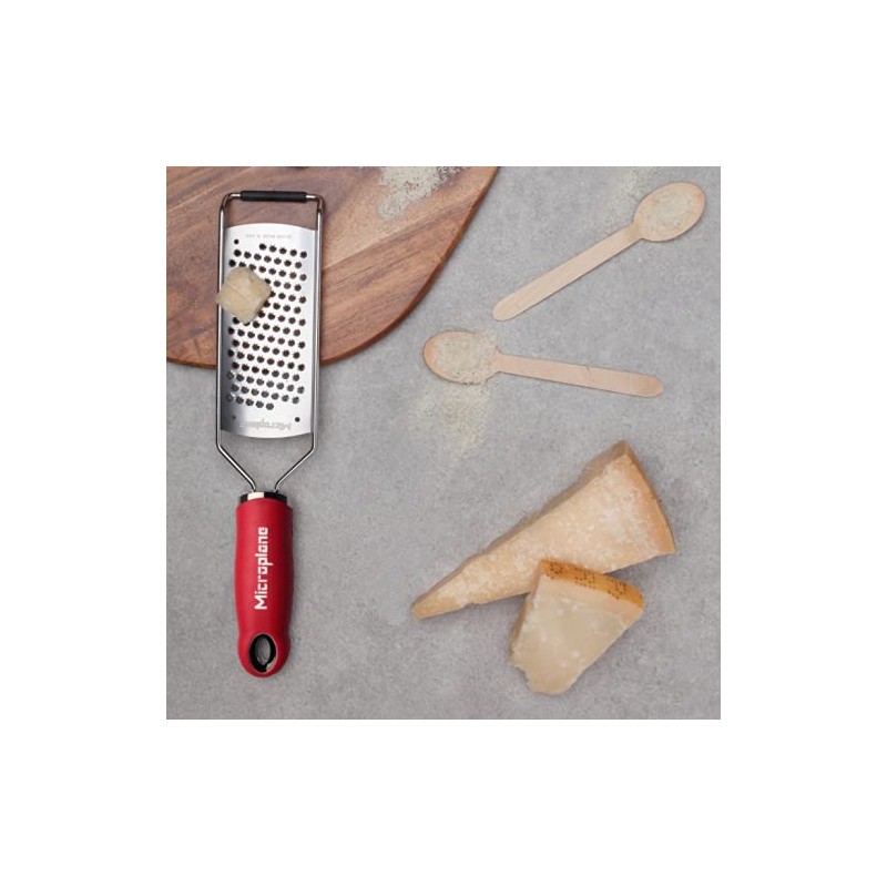 Microplane Gourmet Series Cheese Grater (Star (Ultra Fine), Red)