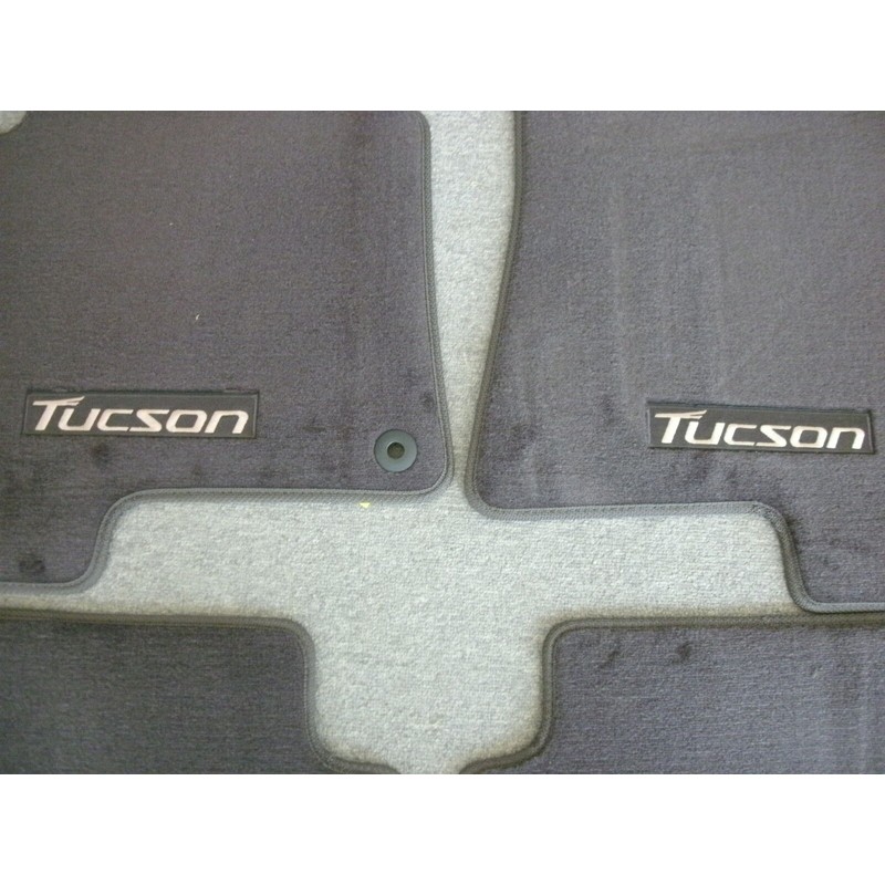 Factory, OEM Hyundai Tucson factory carpet floor mats brown