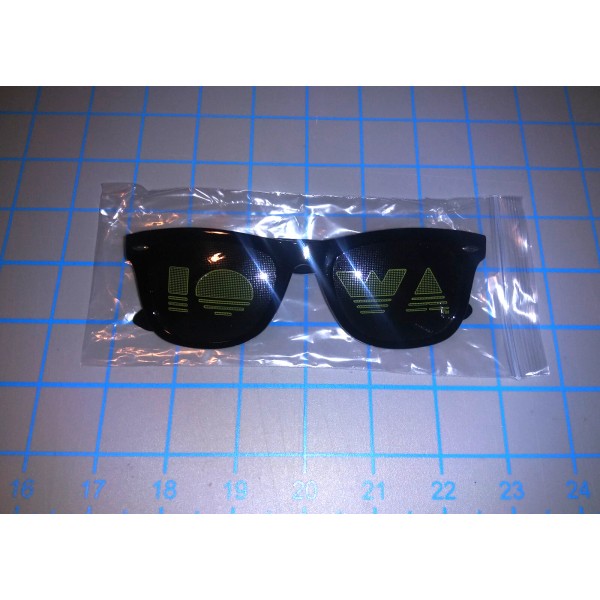 Unbranded Iowa Hawkeyes Sunglasses, Univ Of Iowa Black NEW