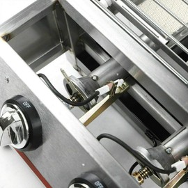 Portable Gas Grill,Propane Tabletop Grill 3-Burners BBQ,Stainless Steel Cooker Camping Grill/Outdoor Grill/Homes Grill/Small LPC Gas BBQ Grill Perfect For Camping,Picnics RV Grill Barbecue Use