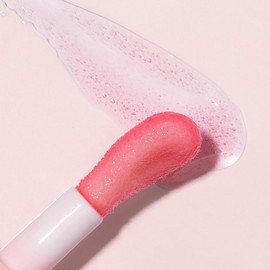 Astra Pure Beauty Juicy Lip Oil Moisturising Lip Oil 5ml (02 Red Oasis)