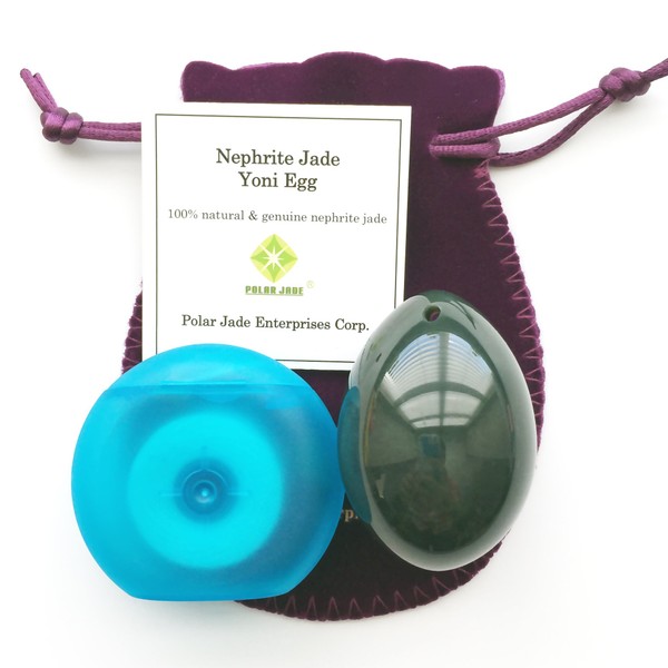 ネフライト翡翠卵（ジェイドエッグ）、紐穴あり、ワックス加工のされていないデンタルフロス一箱同梱、品質証明書及びエッグ・エクササイズの使用説明書（英語）付き、パワーストーンとしても好適 (Nephrite Jade Egg with Unwaxed Dental Floss), by Polar Jade社（Lサイズ(50x35mm)）