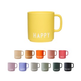 Design Letters Kaffeebecher mit Henkel | Ideal als Geburtstagsgeschenk für Frauen & Männer, Lieblingsmensch Geschenk, Personalisierte Geschenke | Dänisches Design Porzellan Tasse | Kaffeetassen, Gelb