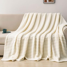 Cuddly Blanket Fluffy Rabbit Plush Blanket Beige 150 x 200 cm Fluffy Blanket Living & Cuddly Blankets Super Soft Sofa Blanket Cuddly Thick Flannel Blanket Wool Blankets for Couch Bed Office