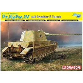Dragon Models Pz.Kpfw.IV mit Panther F Turret Model Kit (1/35 Scale)
