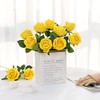 Ramo de rosas artificiales de seda con tallo largo para