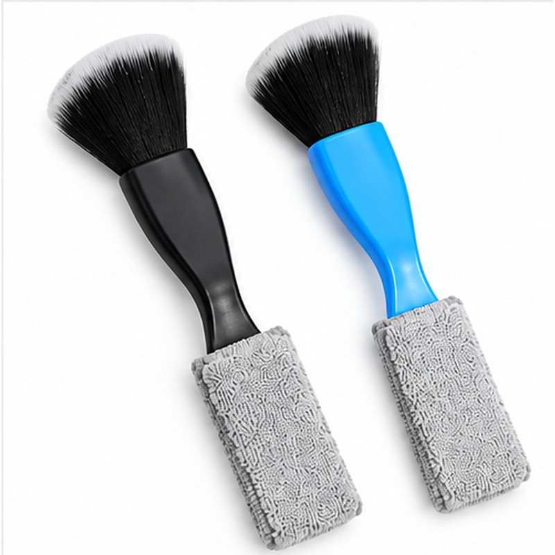 Double-Head Guitar Cleaning Brush for Strings & Fingerboard – Compact