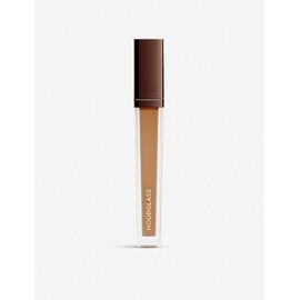 Hourglass Vanish Airbrush Concealer. Weightless and Waterproof Concealer for a Naturally Airbrushed Look. (Maple)