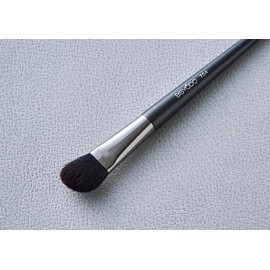 BISYODO TSUMUGI Series Eye Shadow Angled Brush, Black