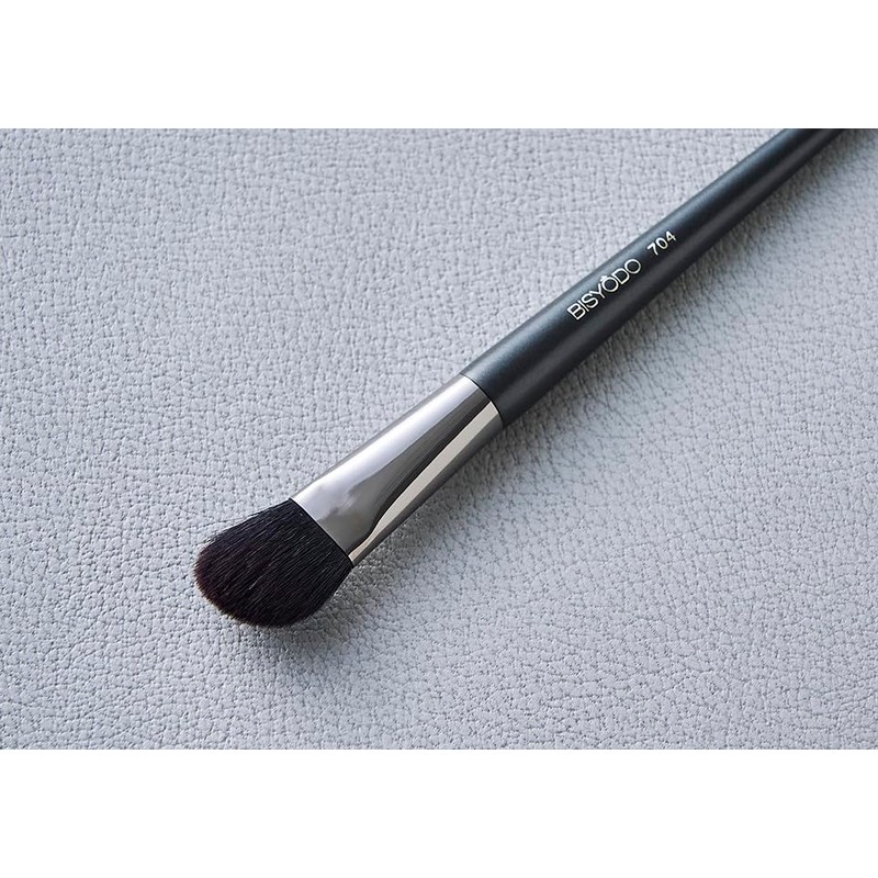 BISYODO TSUMUGI Series Eye Shadow Angled Brush, Black