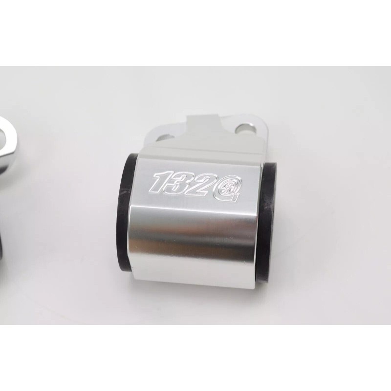 1320 Driver side 2 bolt motor mount & Bracket 97-01