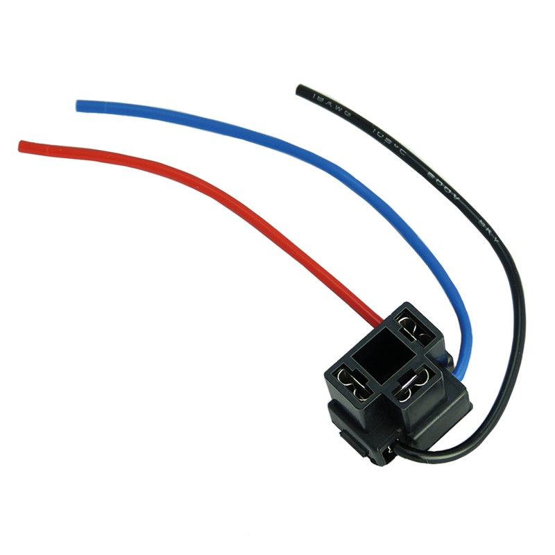 L & P Car Design 2 x H4 Lamps Socket