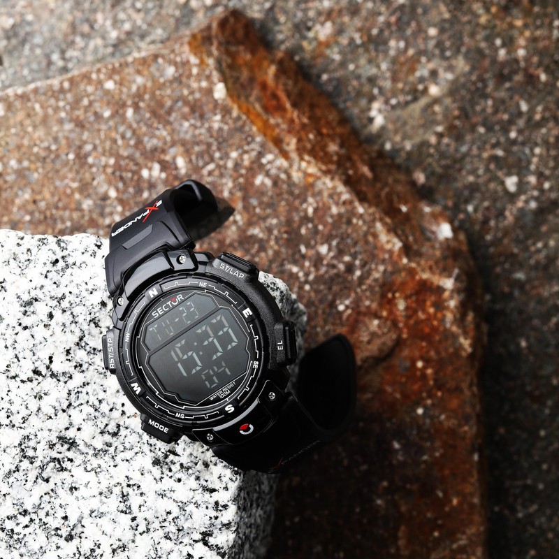 Sector Sports Watch R3251172125 In Collection Street with Digital Display,