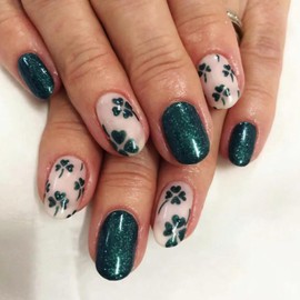 24 Pcs St Patricks Day Press on Nails Short Oval Fake Nails Green Full Cover False Nails with Clover Designs Glitter Stick on Nails Artificial Nails for Women Girls St Patricks Nails