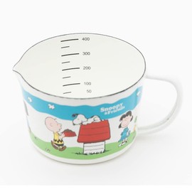 Toyo Enamel SNJ-904 Snoopy Enameled Measuring Cup, S, Clean, Long Lasting, Convenient, Made in Japan, White