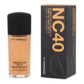 Base de maquillaje lquida MAC Studio Fix Fluid FPS 15 tono nc40 - 30mL                                                                                