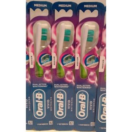 Oral-B Lot of (3) Oral-B Vivid Whitening Dual Action Whitening Toothbrushes - FREE SHIP