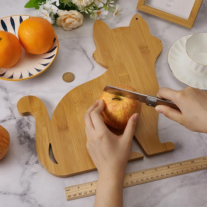 FINGERINSPIRE Cat Shaped Charcuterie Board 11x11.3x0.59inch Cat Wood Cutting Board