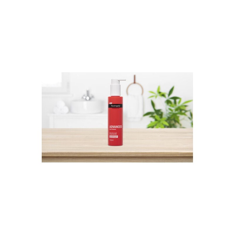 Neutrogena Advanced Acne Cleanser 150ml