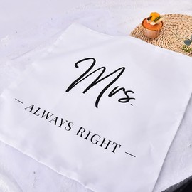 yaozeio Wedding Gift Pillowcase for Wife Wifey Bride Mrs Always Right Decorative Pillow Case for Newlywed Fiancee Anniversary Birthday Gifts for Her Girlfriend Cushion Pillow Cover Case 18x 18