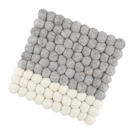 cilio Lana Due Washable Felt Sheep's Wool Coaster for Hot Pots, Plates, Bakeware and Pans, Heat Resistant up to 100°C, Felt Balls, 21 x 21 cm, Square, Grey/White