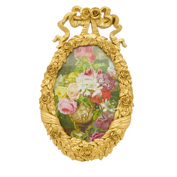 Willump Framed, Victorian look, perfect furnishing jewellery, pendant of the