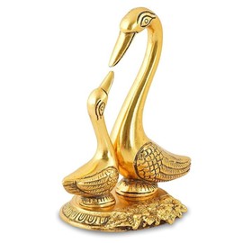 HOME GENIE "Golden Swan Pair Showpiece | Handcrafted Symbol of Love & Harmony | Elegant Home & Office Decor