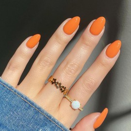 Orange False Nails Short Oval, SXVME Simple Acrylic Press on Nails Short, Orange Fake Nails Short, Natural Glue on Nails Short Almond, Solid Gel Full Cover Stick On Nails For Women Daily Wear